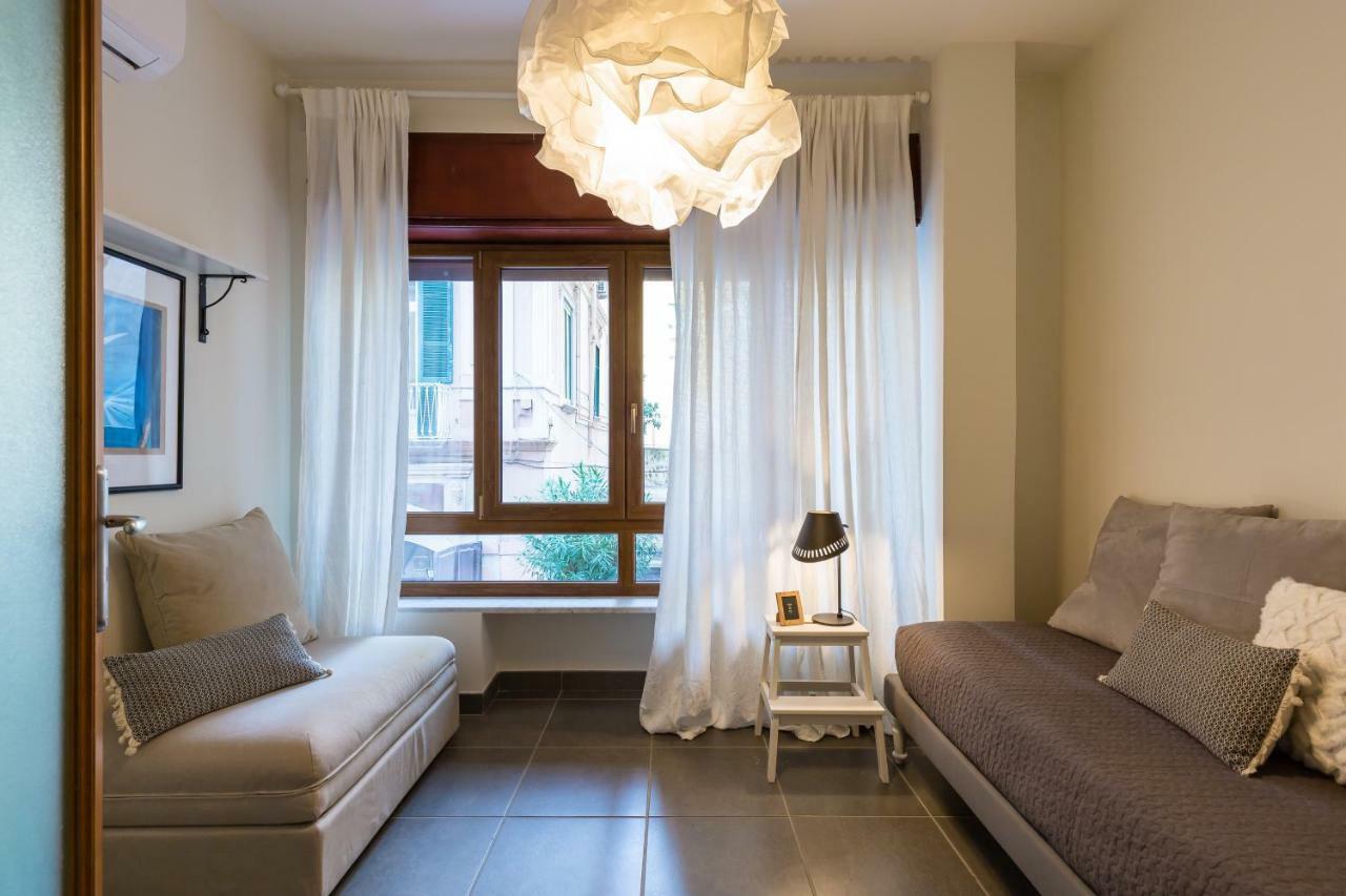 Apartmán Starhost - Casa Del Capitano Salerno Exteriér fotografie